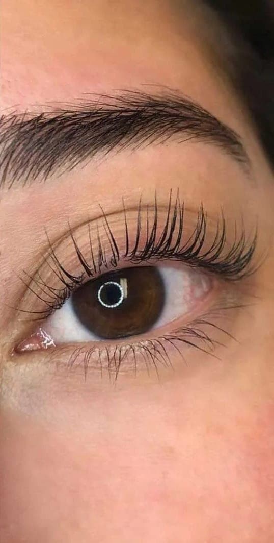 Photograph from the LASH LIFT + LASH TINT page, MG Makeovers