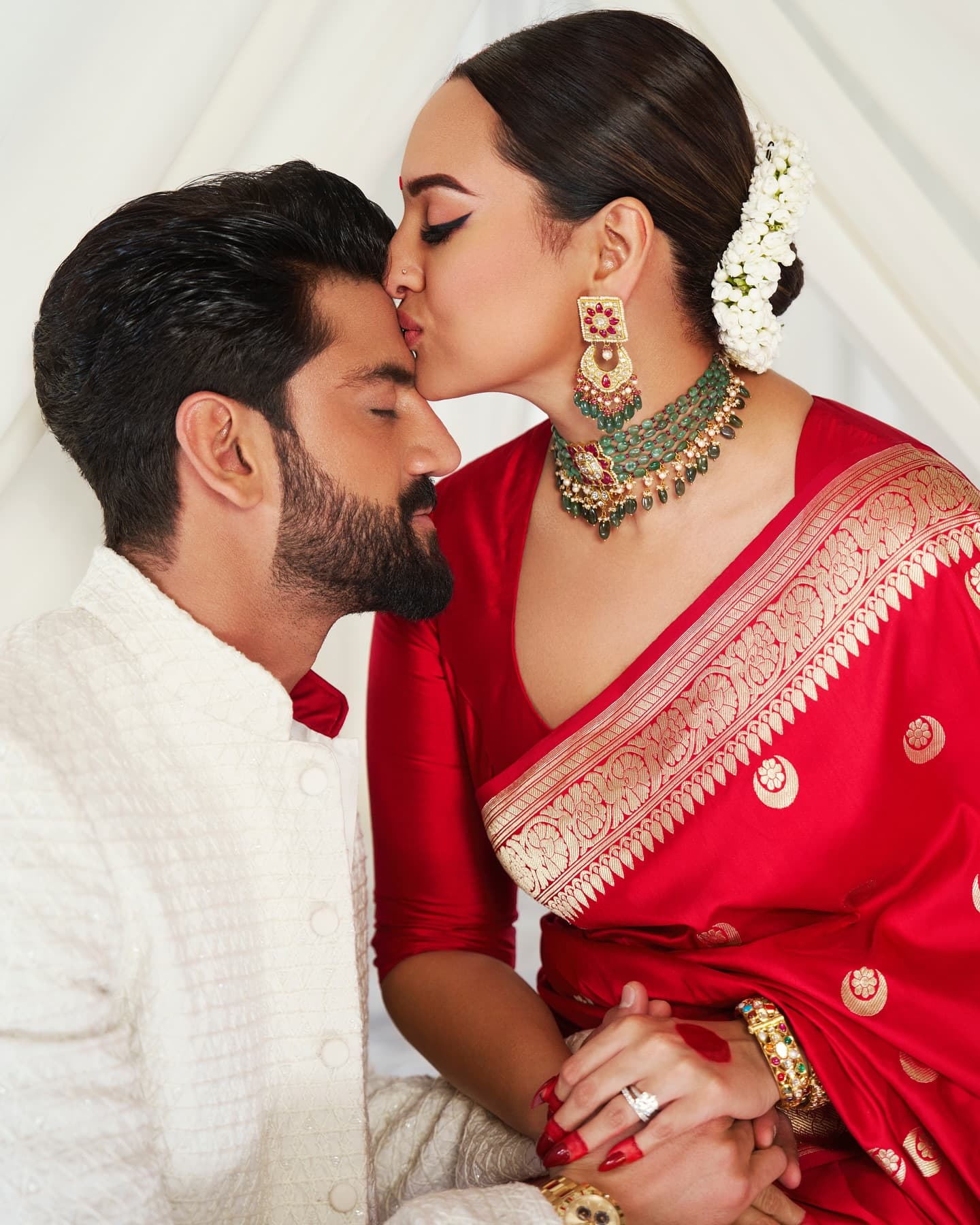 Celebrating Love and Beauty: Sonakshi Sinha and Zaheer Iqbal's Fairytale Wedding