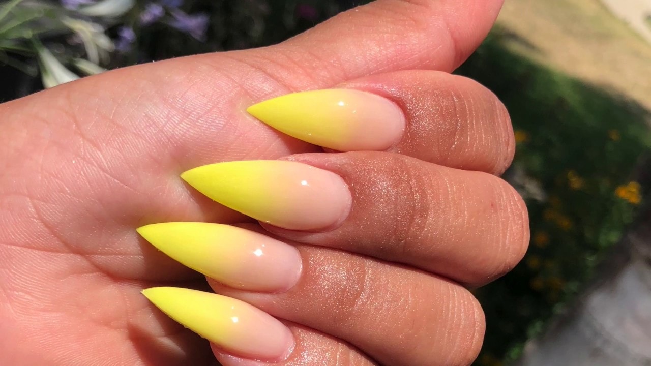 Stiletto Nail Shape for extensions