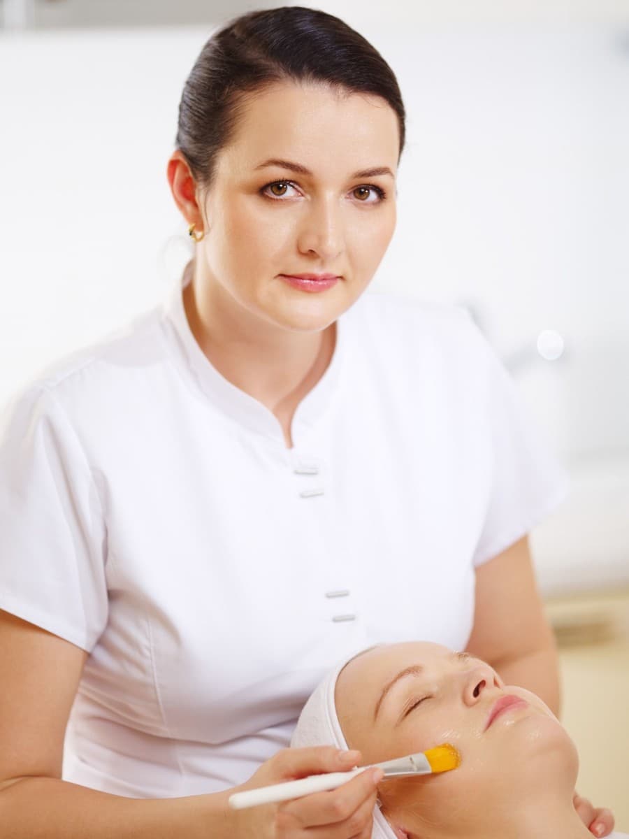 Beautician at MG Makeovers