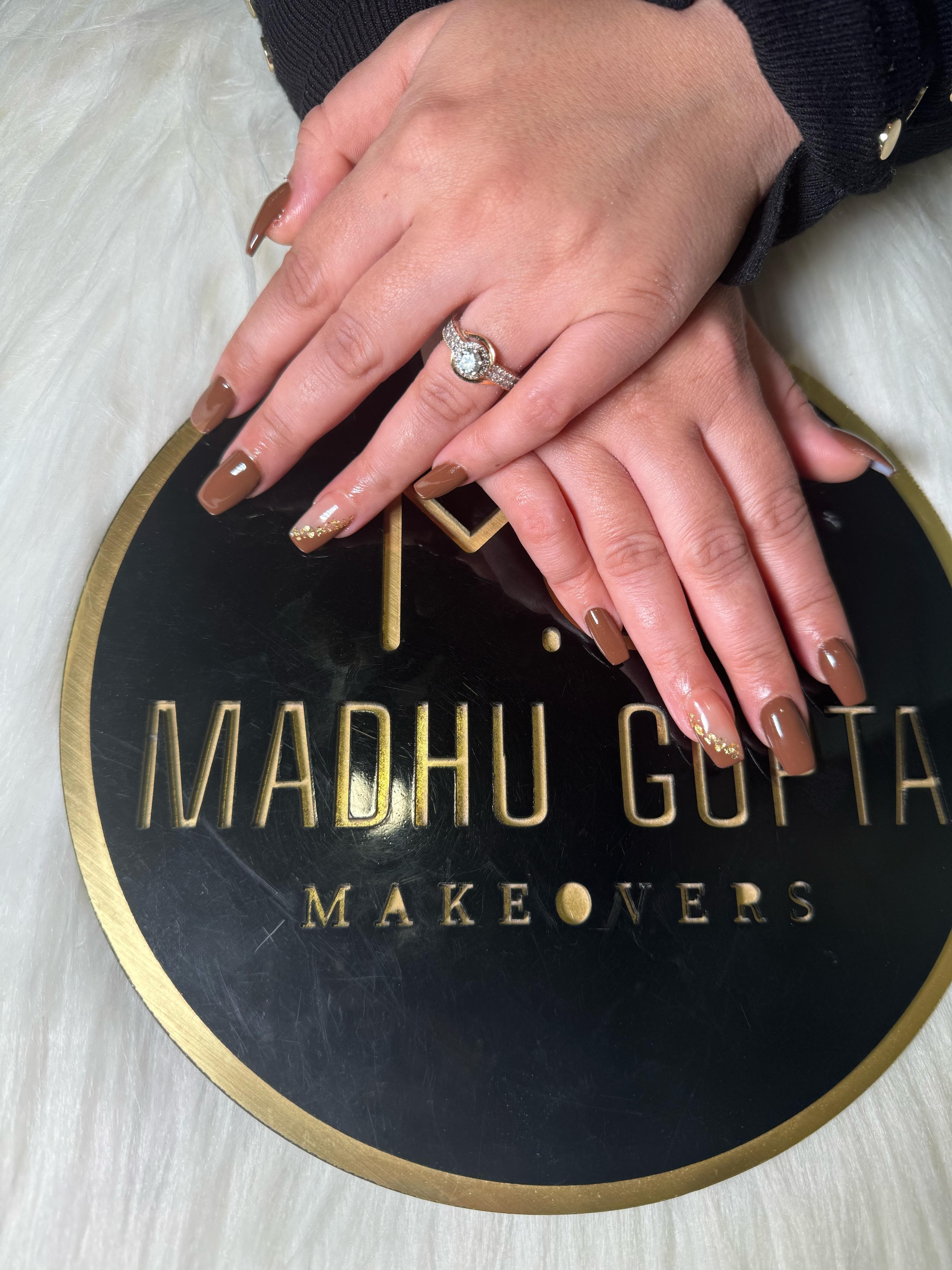 Taupe Brown Gold Glitter Accent Nails