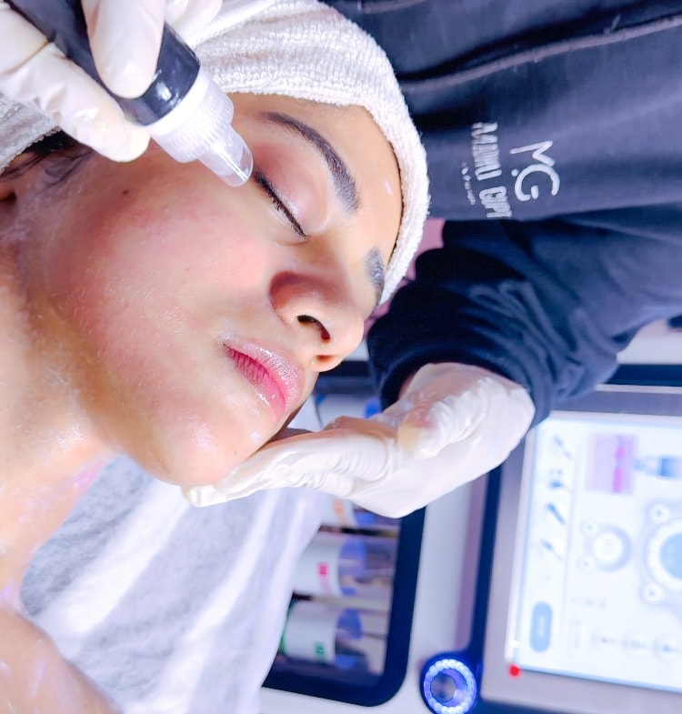 HydraFacial treatment at MG Makeovers via Alice Super Bubble Machine 2024