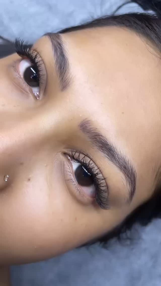 Classic, Hybrid and Volume lashes